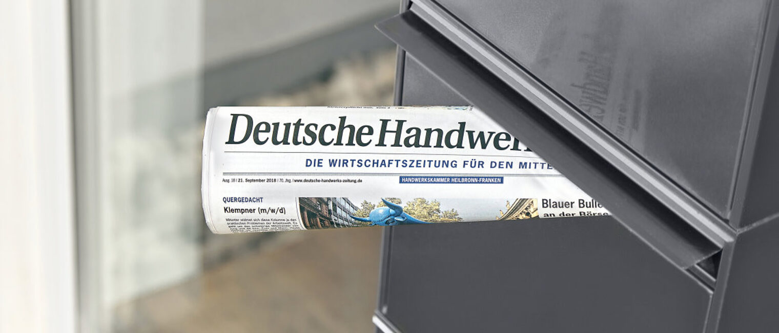 Die Deutsche Handwerks Zeitung steckt in einem Briefkasten