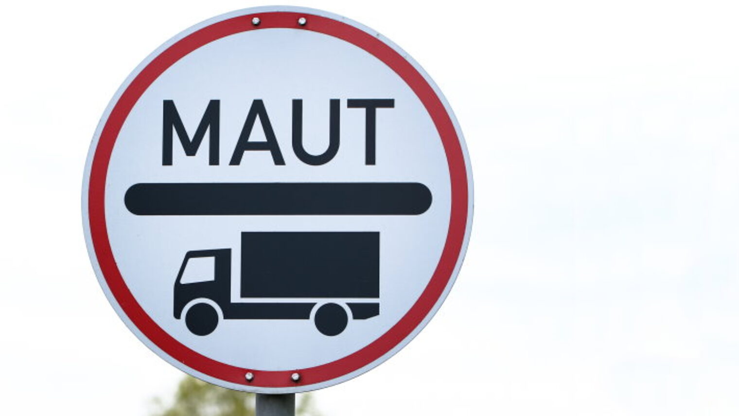 Verkehrsschild LKW-Maut